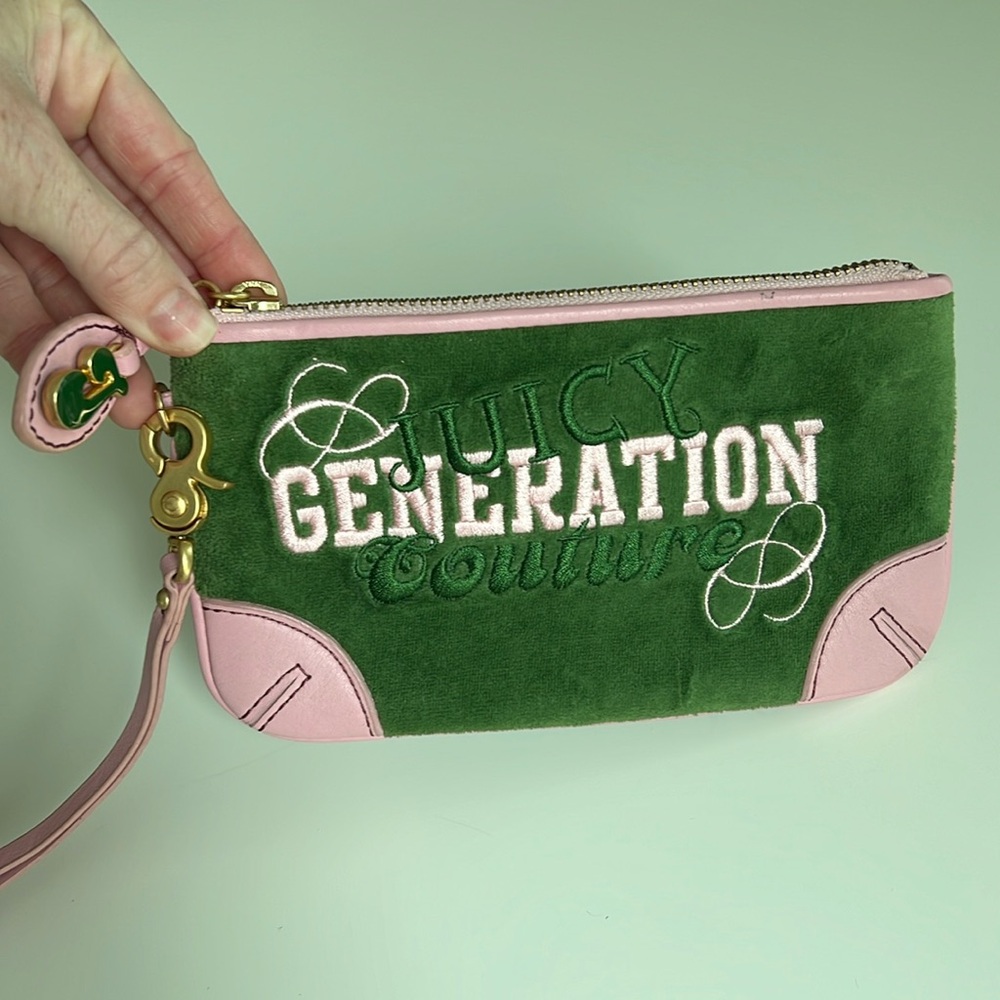Y2K Juicy Couture Wristlet